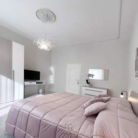 Emma Apartment